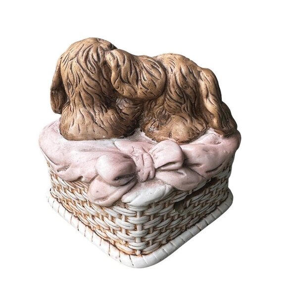 VTG Royal Crown Porcelain Music‎ Box Puppy Love Plays Close to You Works 3.75" - Picture 3 of 9